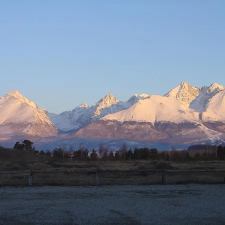 Pod Tatrami Vel'ka Lomnica